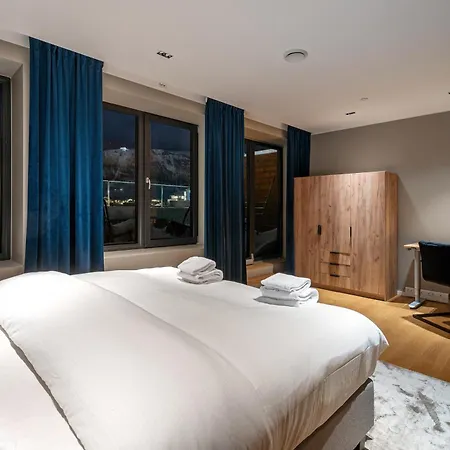 Arctic Homes - The Royal Palace Тромсё