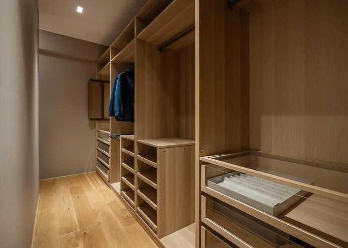 Arctic Homes - The Royal Palace Tromsø